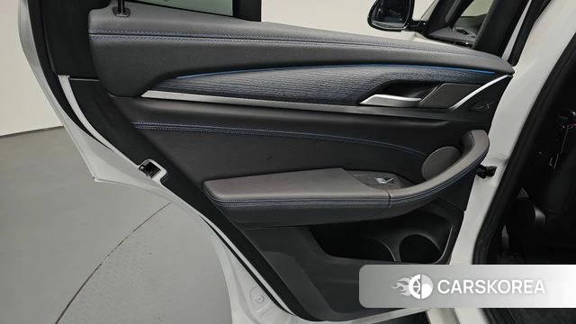 BMW iX3 id 4916505 из Кореи 17