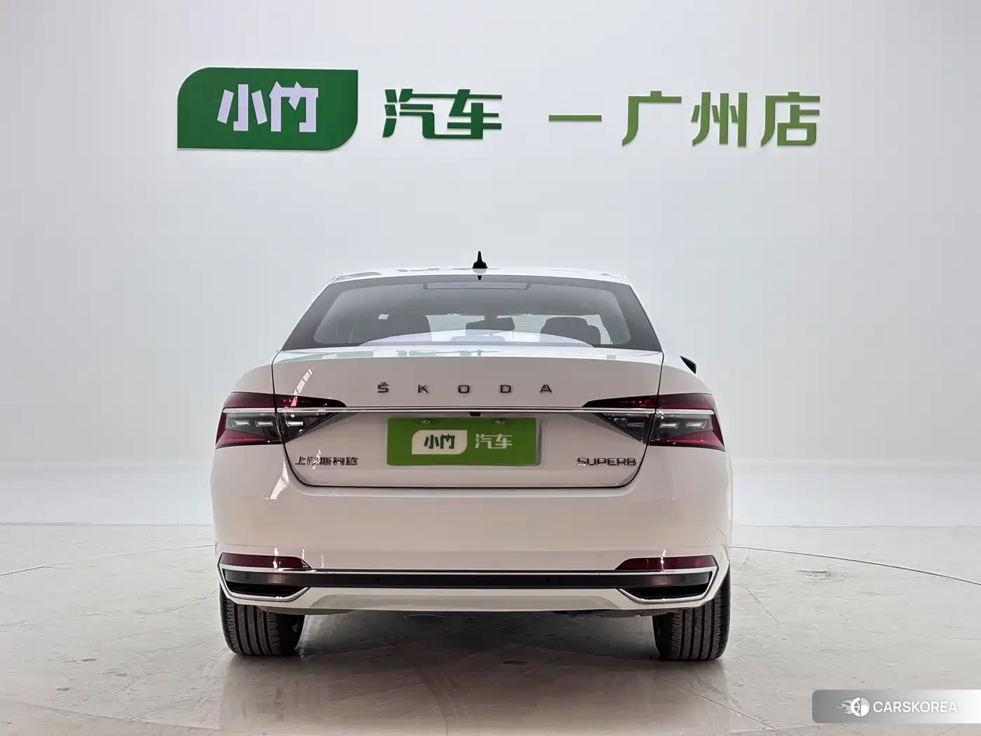 Skoda Superb id 4601761 из Китая 17