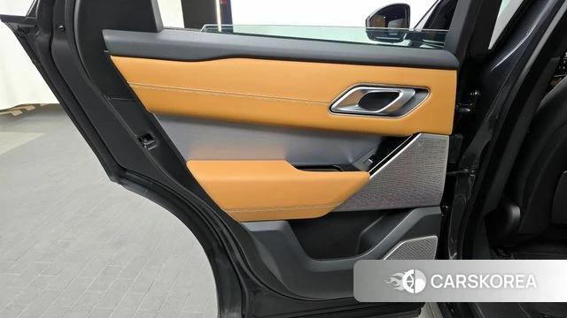 Land Rover Range Rover Velar id 4244025 из Кореи 17