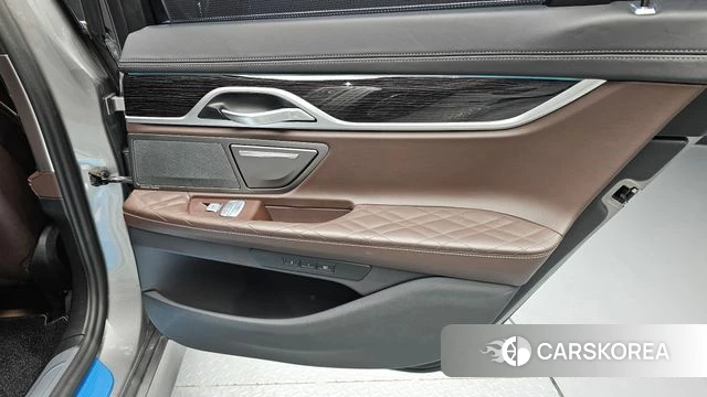 BMW 7 Series (G11) id 4594485 из Кореи 17