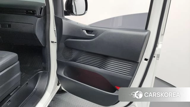 Hyundai Staria id 4308315 из Кореи 17