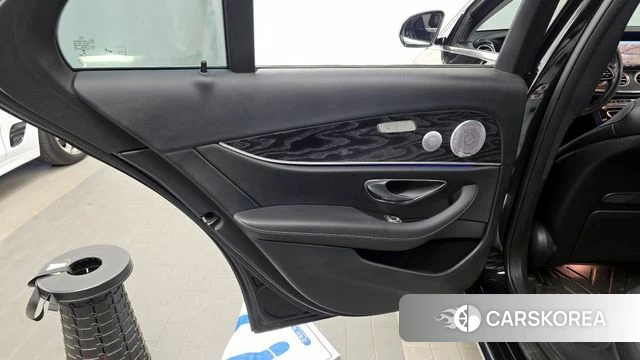 Mercedes-Benz E-Class W213 id 4362945 из Кореи 17