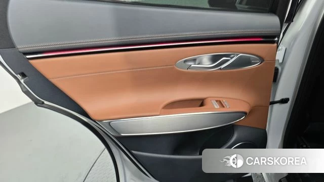 Genesis GV70 id 4432548 из Кореи 17