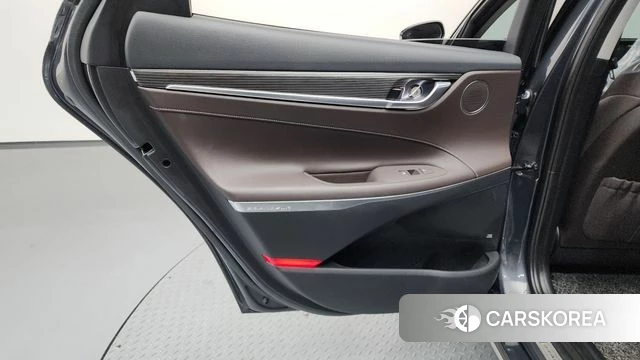 Hyundai Grandeur IG Hybrid id 4318091 из Кореи 17