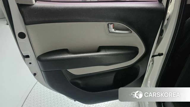 Kia The New Kia Ray id 4343487 из Кореи 17