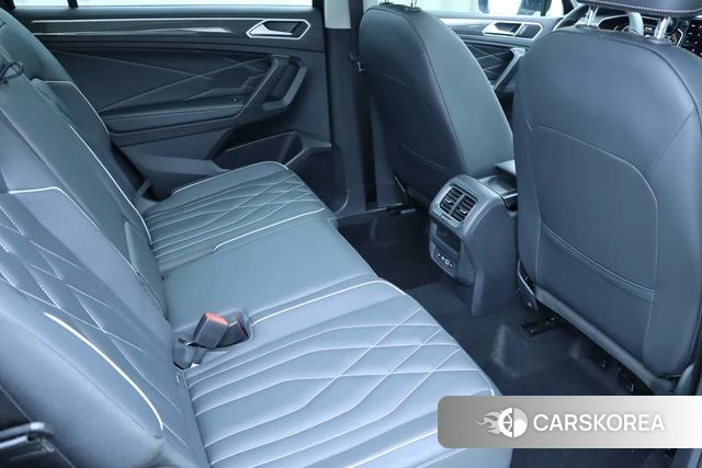 Volkswagen Tiguan L id 4208205 из Китая 17