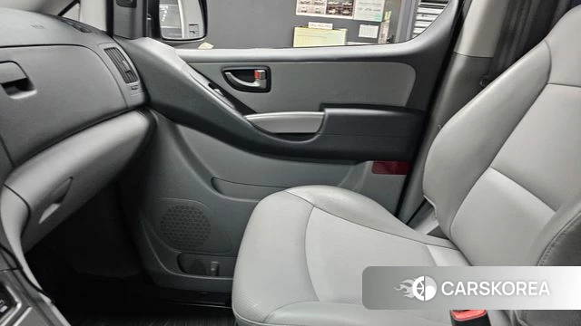 Hyundai The New Grand Starex id 4865043 из Кореи 17