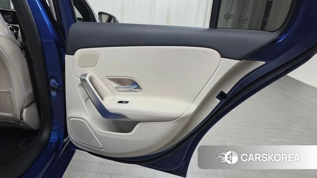 Mercedes-Benz A-Class W177 id 4762519 из Кореи 17