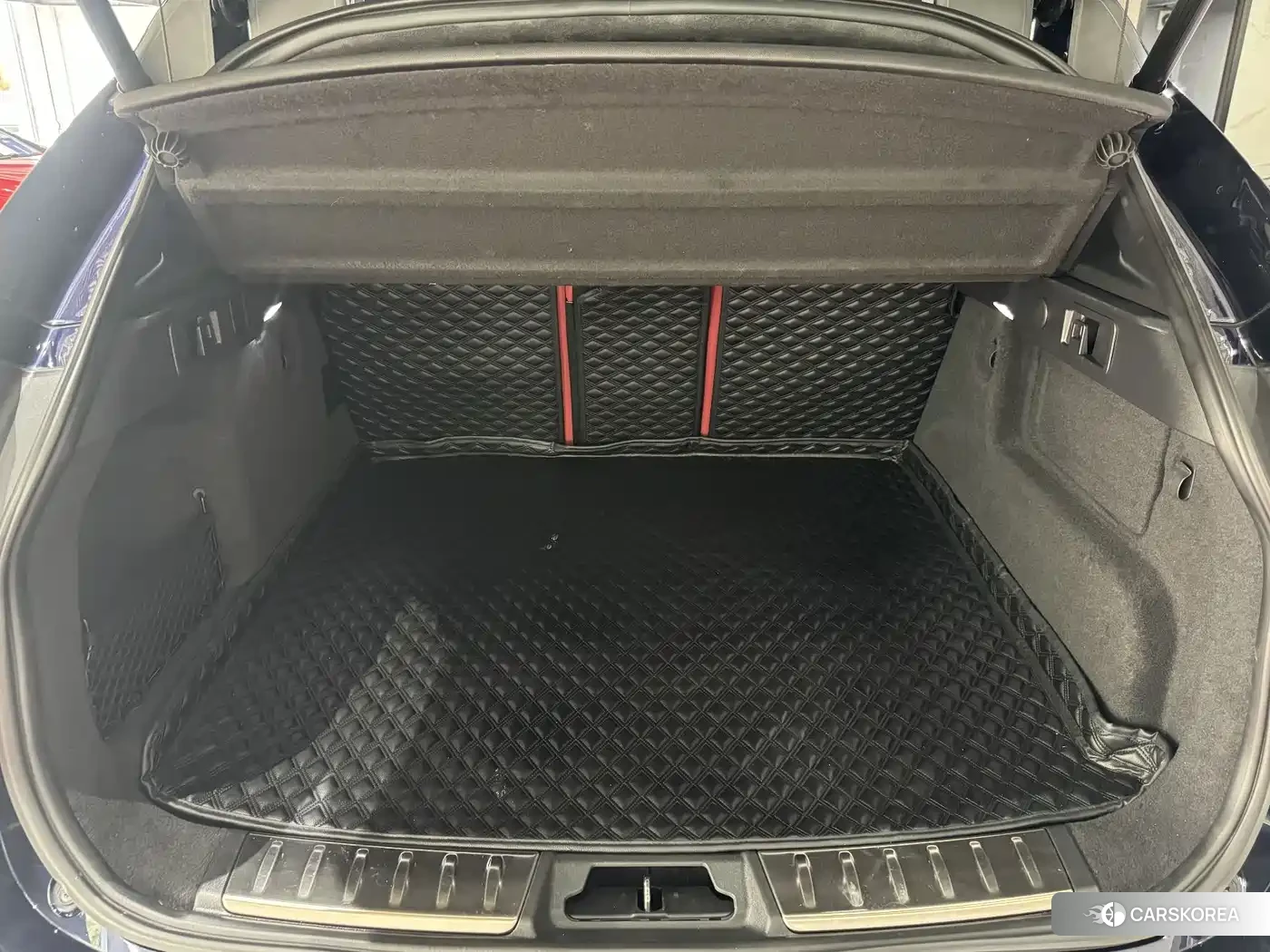 Jaguar F-PACE id 4546255 из Китая 17