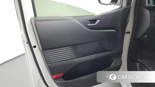 Hyundai Staria id 4527868 из Кореи 17