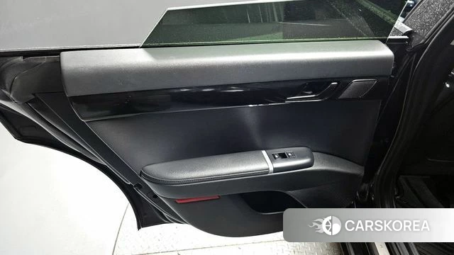 Hyundai Grandeur (GN7) id 4349261 из Кореи 17