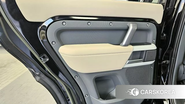 Land Rover Defender (L663) id 4223736 из Кореи 17