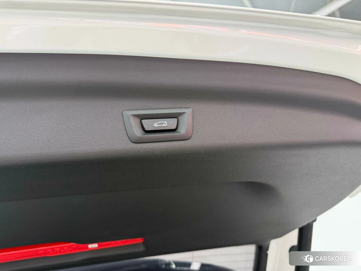 BMW iX1 id 4426779 из Китая 17
