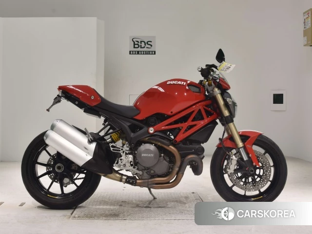 Проданный Ducati MONSTER 1100 EVO 2013 из Японии