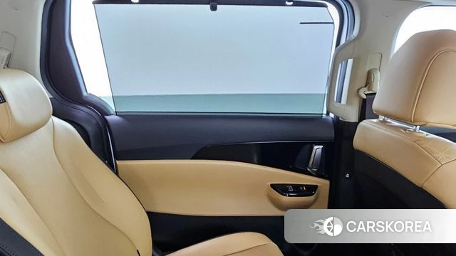 Kia Carnival 4th generation id 4202808 из Кореи 17