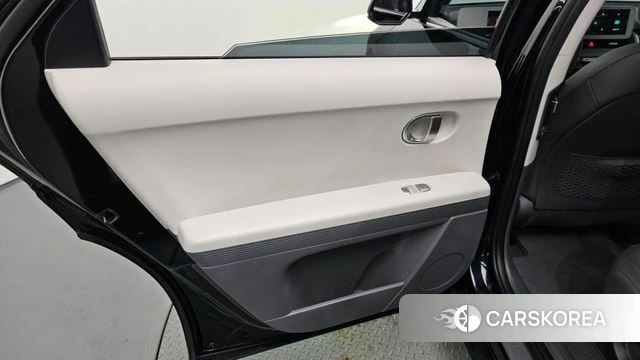 Hyundai Ionic 5 id 4636922 из Кореи 17