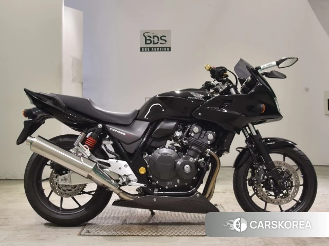 Проданный Honda CB400SF BOLDOR ABS 2022 из Японии, фото 2