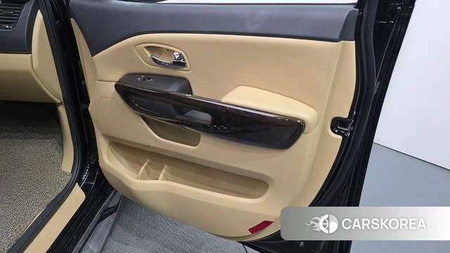 Kia The New Carnival id 4285129 из Кореи 17