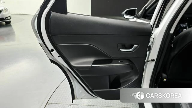 Hyundai Kona (SX2) id 4880459 из Кореи 17
