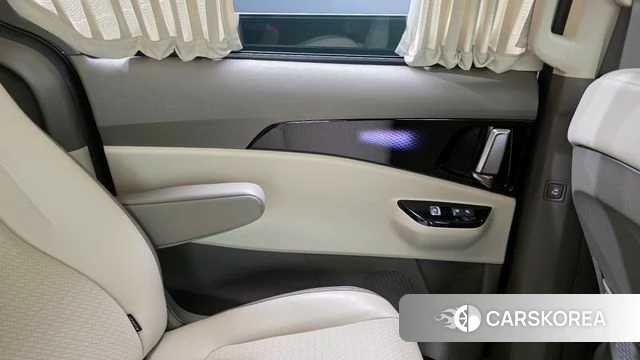 Kia Carnival 4th generation id 4243627 из Кореи 17