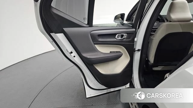 Volvo XC40 id 4395204 из Кореи 17