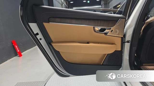 Volvo S90 id 4500396 из Кореи 17