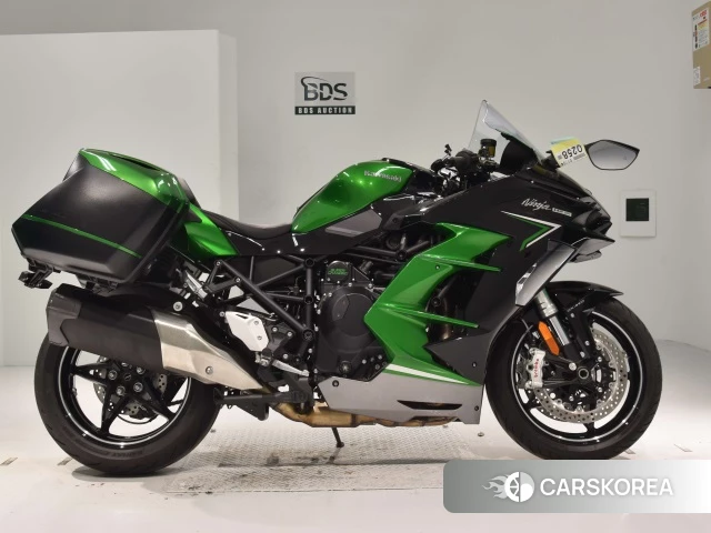 Проданный Kawasaki NINJA H2 SX SE 2023 из Японии