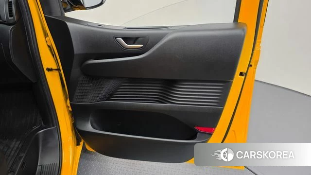 Hyundai Staria id 4922678 из Кореи 17