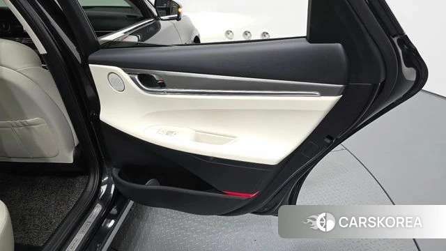 Hyundai The New Grandeur IG id 4688348 из Кореи 17