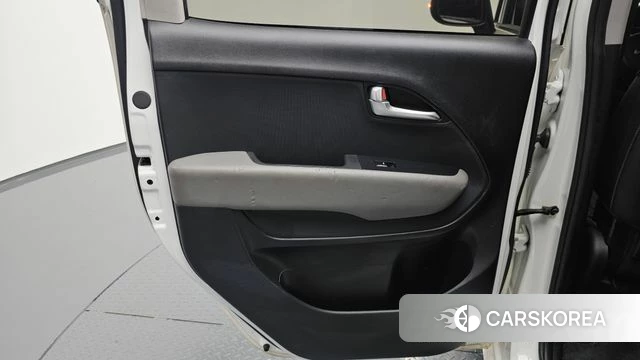 Kia The New Kia Ray id 4640684 из Кореи 17