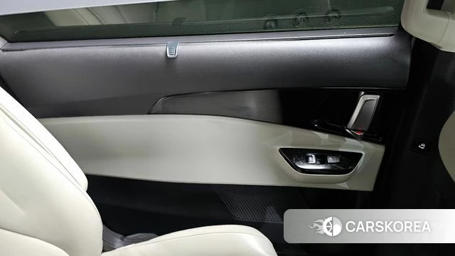 Kia Carnival 4th generation id 4377256 из Кореи 17