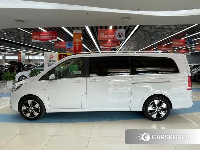 Mercedes-Benz V-class id 4348775 из Китая 17