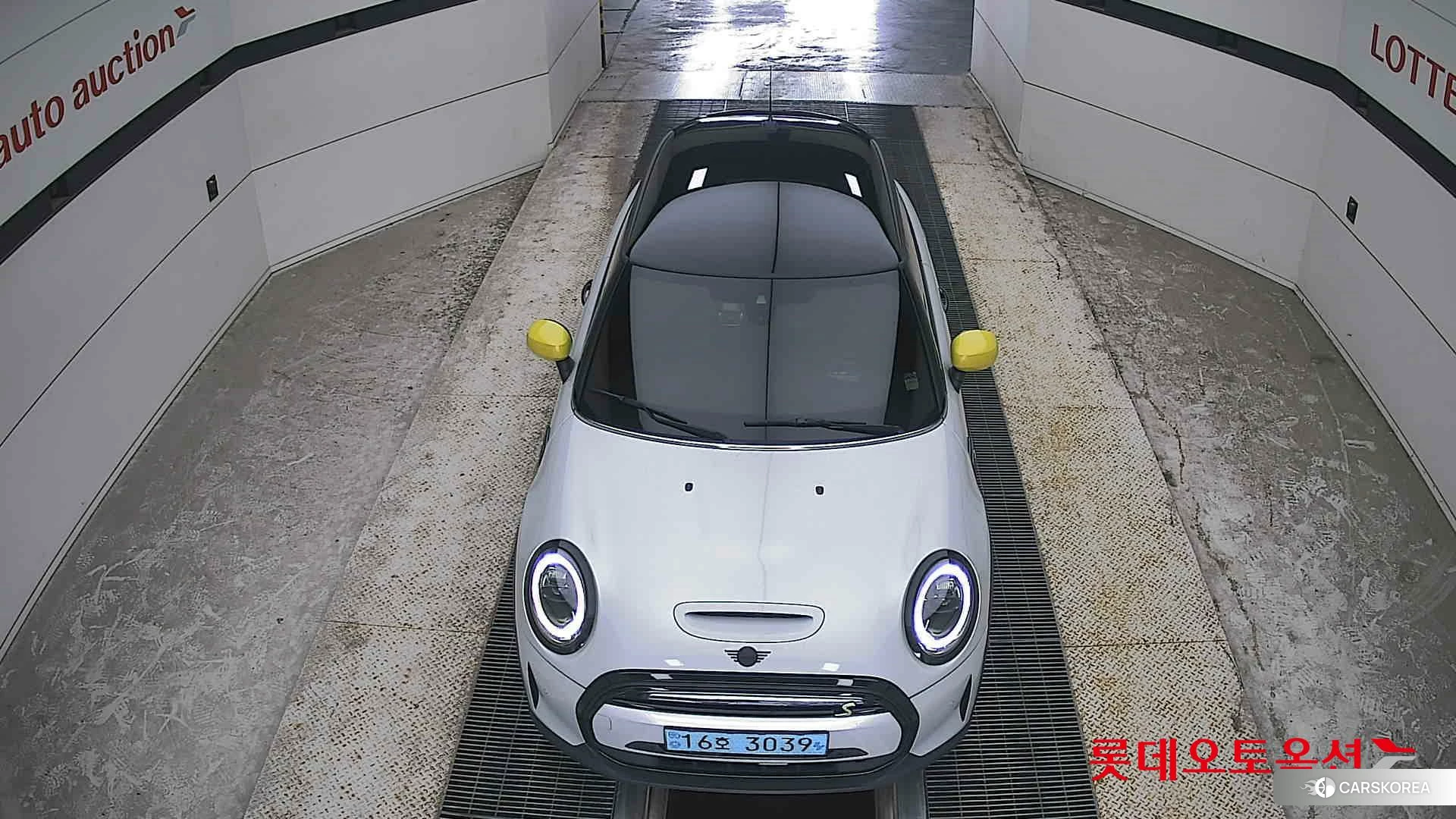 BMW MINI Cooper SE id 4498333 из Кореи 17
