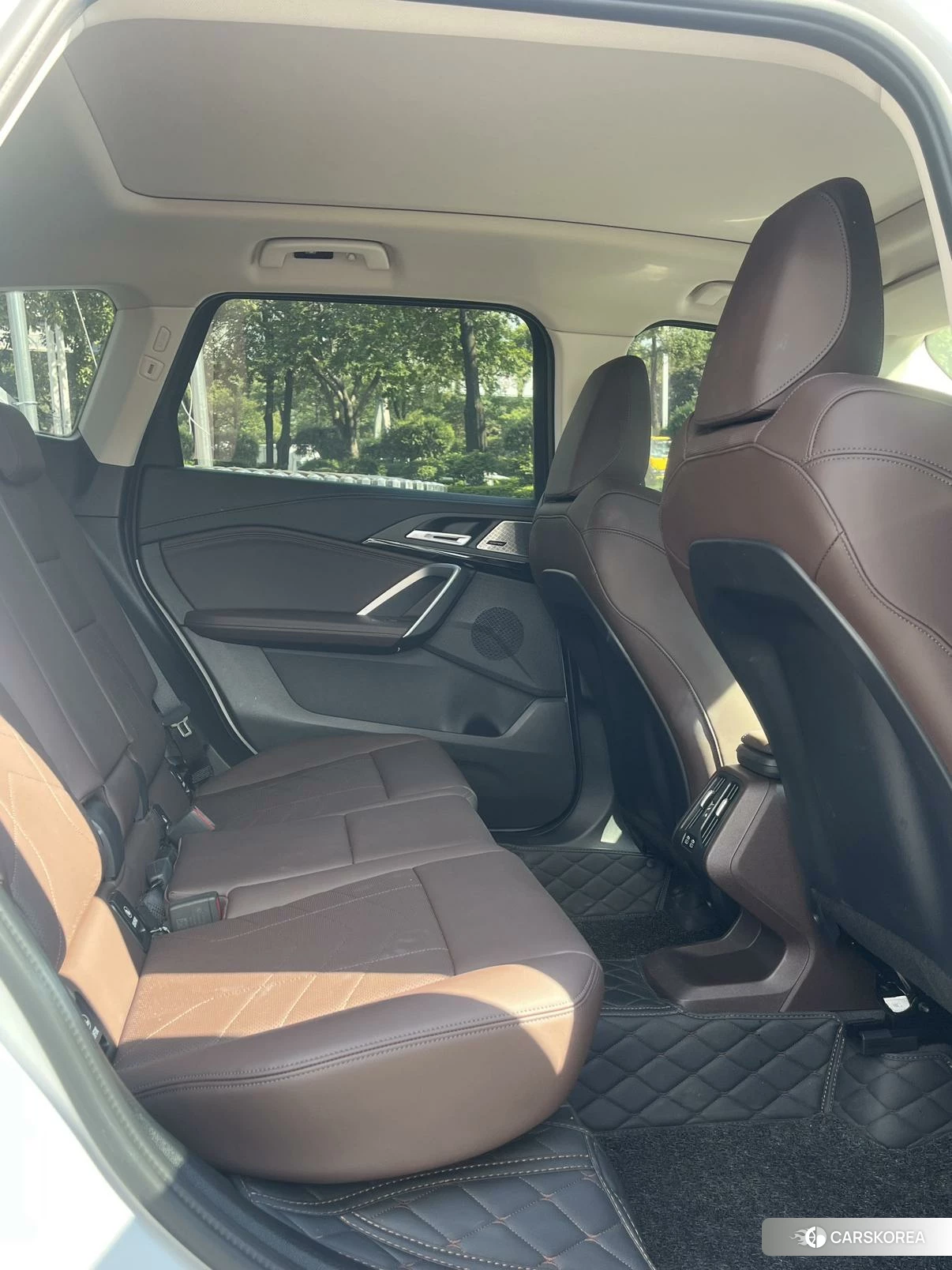 BMW X1 id 4419322 из Китая 17
