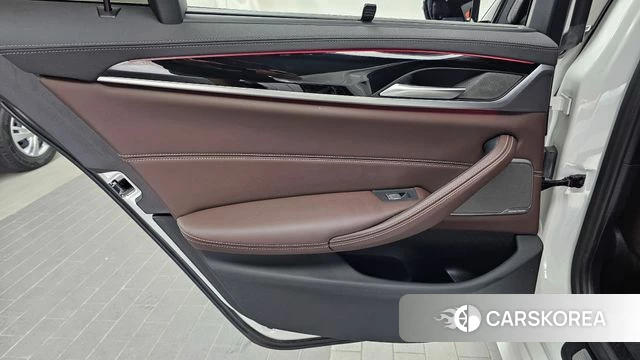 BMW 5 Series (G30) id 4636216 из Кореи 17
