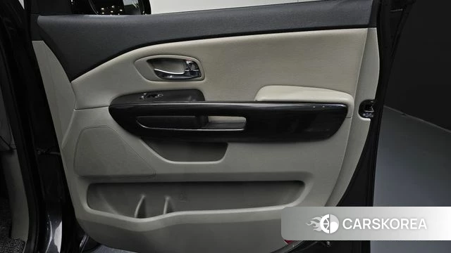 Kia The New Carnival id 4351140 из Кореи 17
