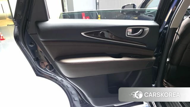 Infiniti QX60 id 4530748 из Кореи 17