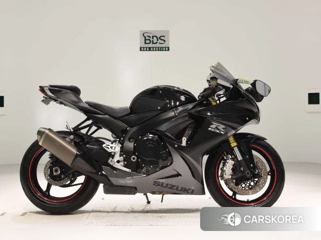 Проданный Suzuki GSX-R750 2014 из Японии, фото 2