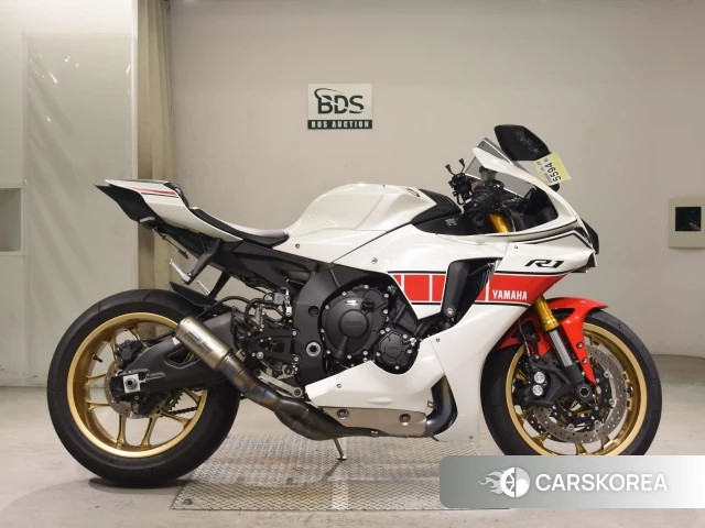Проданный Yamaha YZF-R1 2023 из Японии