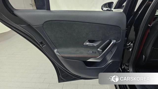 Mercedes-Benz A-Class W177 id 4688173 из Кореи 17