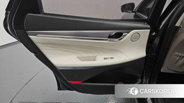Hyundai The New Grandeur IG Hybrid id 4609063 из Кореи 17