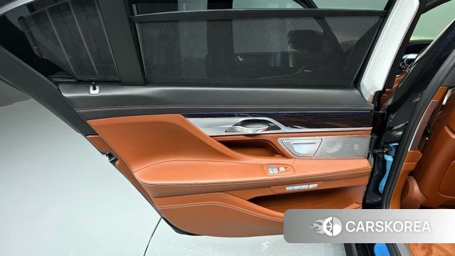 BMW 7 Series (G11) id 4403623 из Кореи 17