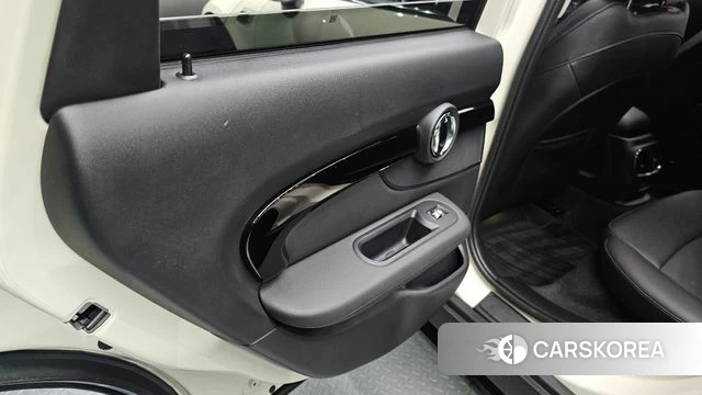 Mini Cooper Clubman id 4429170 из Кореи 17