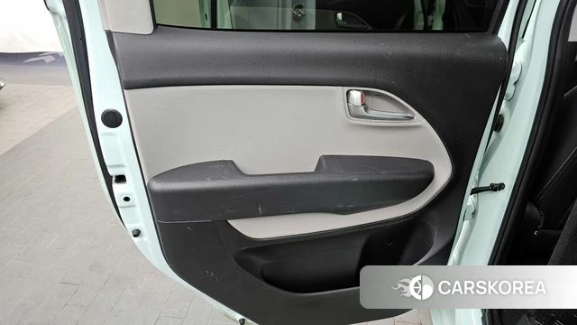 Kia The New Kia Ray id 4343504 из Кореи 17