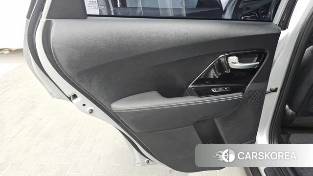 Kia Niro EV id 4550686 из Кореи 17