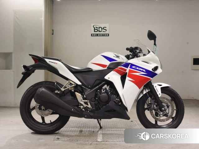 Проданный Honda CBR250R ABS 2013 из Японии