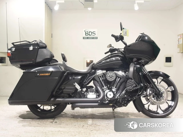 Проданный Harley-Davidson Road Glide FLTRX1690 2012 из Японии