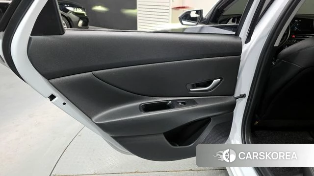 Hyundai The New Avante (CN7) id 4201543 из Кореи 17