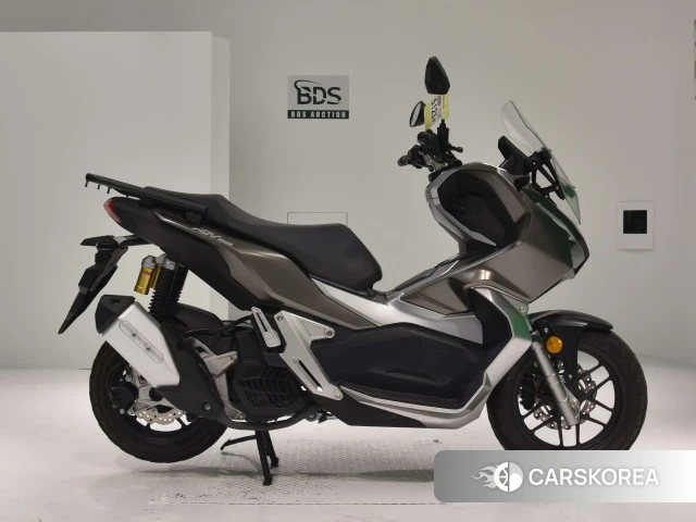Проданный Honda ADV150 id 4177236 из Японии