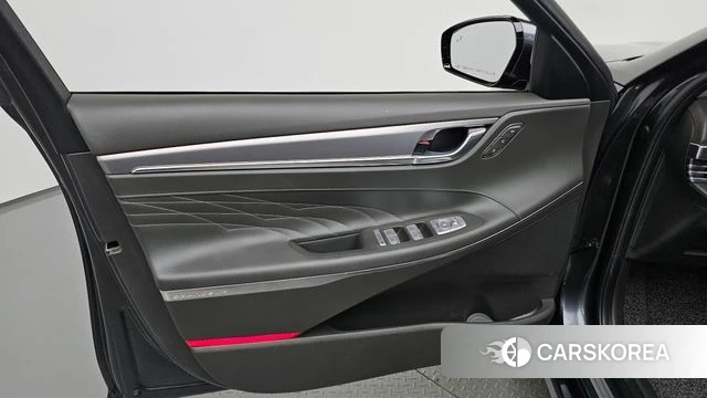 Hyundai The New Grandeur IG Hybrid id 4416000 из Кореи 17